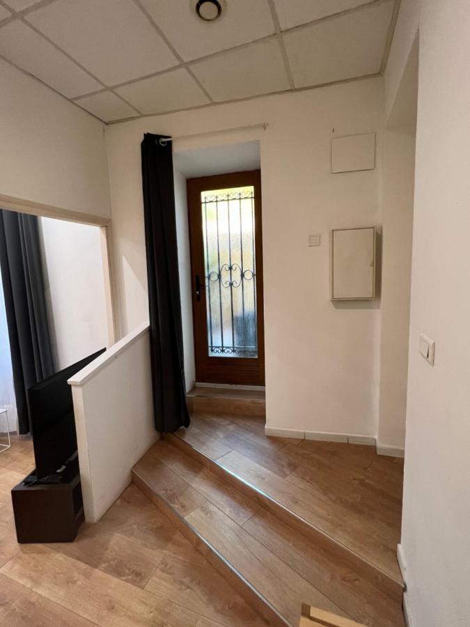 Studio Neuf Climatisé avec Terrasse #4 Tolone Esterno foto
